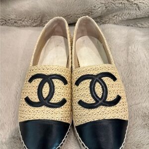 CHANEL Women's Black and Cream Espadrilles